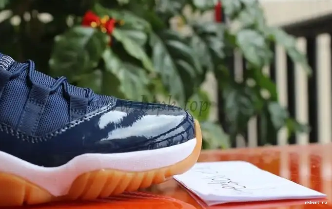 Authentic Air Navy Gum Jordan Low 11 0519